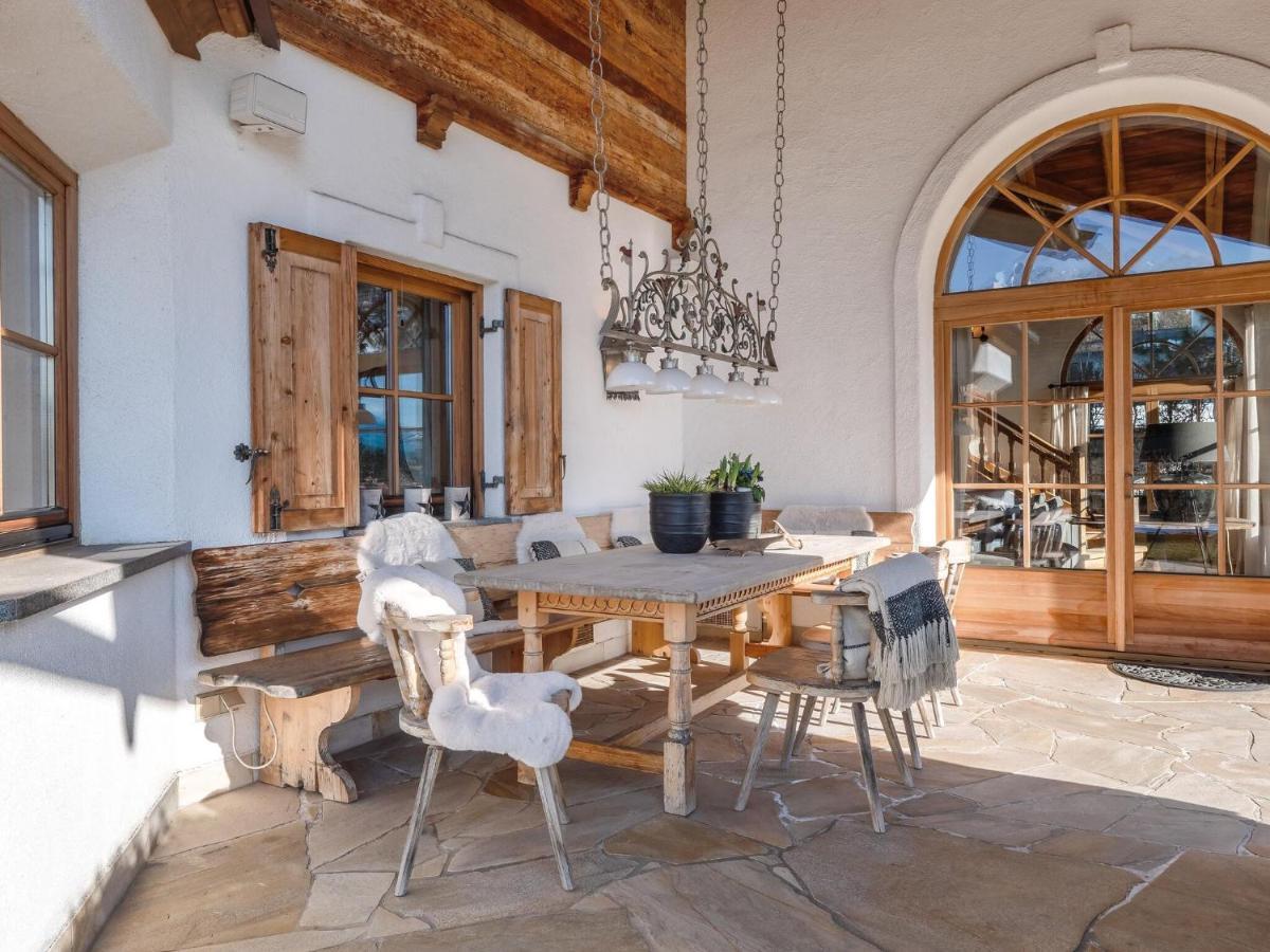 Chalet In St Johann In Tyrol Near Kitzbuehel Apfeldorf Exterior foto